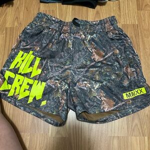 camo kill crew shorts size M